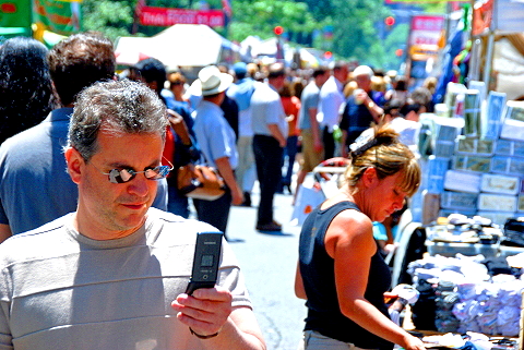 NY-Street_Fair-Upper_Westside_People_Watching-10.JPG