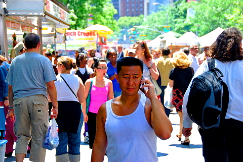 NY-Street_Fair-Upper_Westside_People_Watching-19.JPG