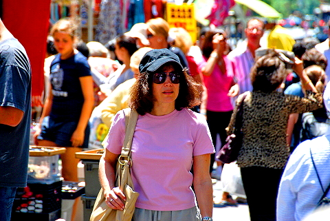 NY-Street_Fair-Upper_Westside_People_Watching-29.JPG