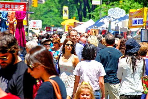 NY-Street_Fair-Upper_Westside_People_Watching-36.JPG