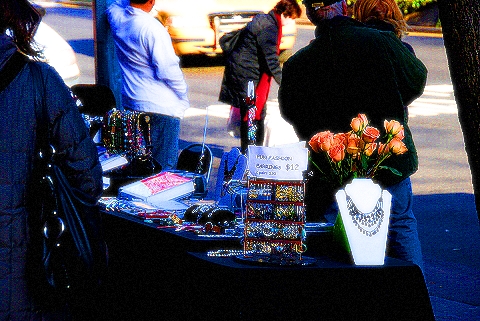 NY-Street_Vendors_in_front_of_Zabars-10.JPG