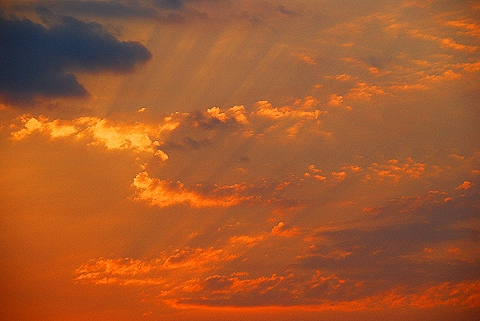 NY-Striped_Sunset_over_Hudson_River-13.JPG