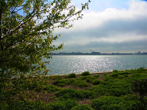 NY-Stuyvesant_Cove_Park-East_River-04.JPG