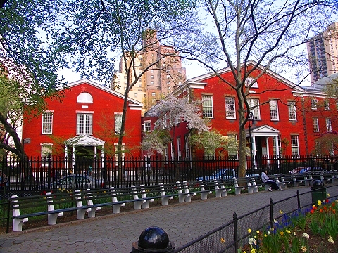 NY-Stuyvesant_Square-03-Friends_Seminary.JPG