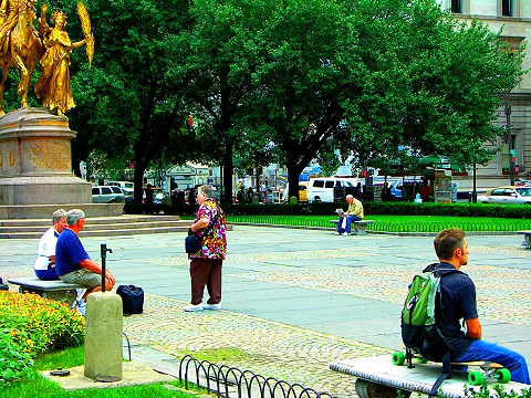 NY-The_Plaza_Under_Construction_Central_Park_South-02.jpg