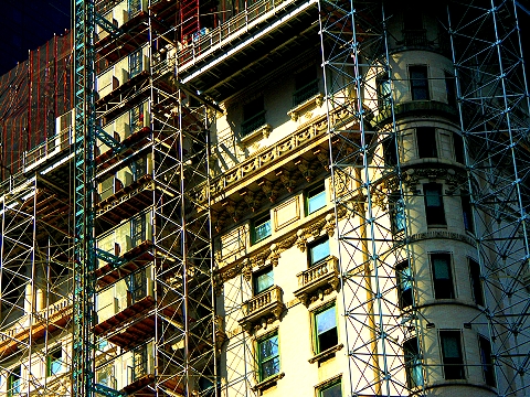 NY-The_Plaza_Under_Construction_Central_Park_South-04.jpg