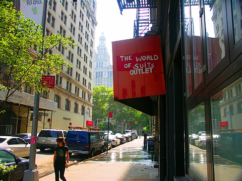 NY-The_World_Of_Suits_Outlet-Chambers_St-1.jpg