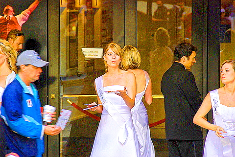 NY-Time_Square-23-TNT-Wedding_Day_Promotion-Brides.JPG