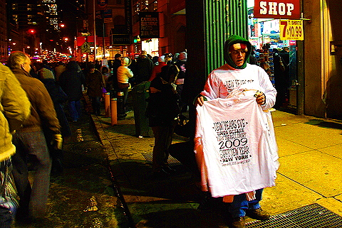 NY-Time_Square_New_Years_Eve_2008-42.JPG