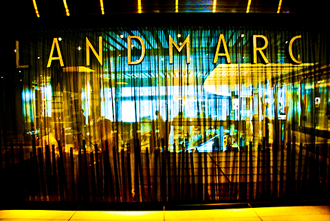 NY-Time_Warner_Center-Fall_2009-09-Landmarc_Restaurant.jpg