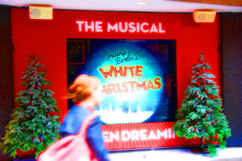 NY-Times_Square-19-Irving_Berlins_White_Christmas.JPG