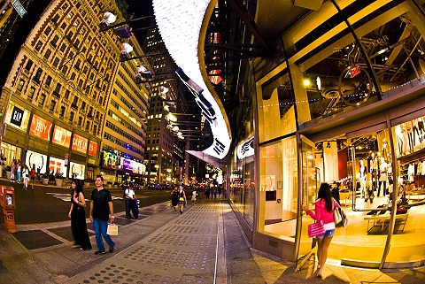 NY-Times_Square_at_Night-Fisheye_Lense-02.jpg