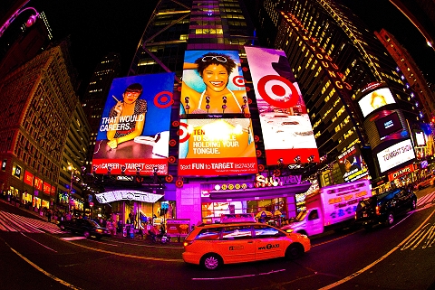NY-Times_Square_at_Night-Fisheye_Lense-05.jpg