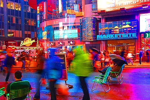NY-Times_Square-Nightshots-Rain-04.JPG