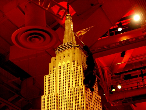 NY-Times_Square-Toys_R_Us-Christmas_Shopping-09.JPG