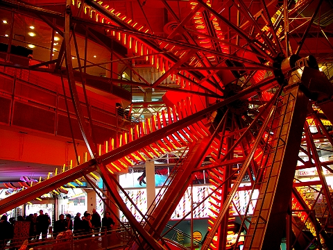 NY-Times_Square-Toys_R_Us-Christmas_Shopping-27.JPG