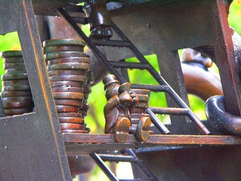 NY-Tom_Otterness-The_Real_World-Battery_Park-09.JPG