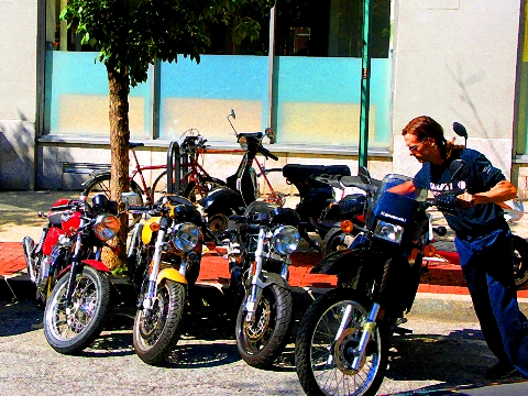 NY-Tribeca-Aprilia_NY-Ducati_Triumph_Motorcycles-01.JPG