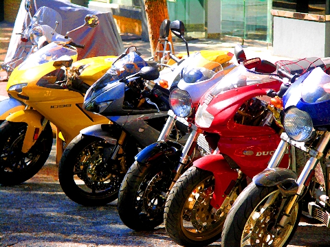 NY-Tribeca-Aprilia_NY-Ducati_Triumph_Motorcycles-04.JPG