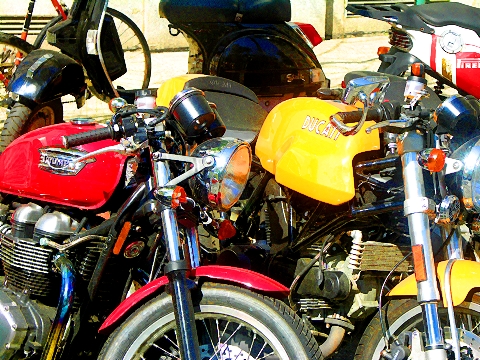 NY-Tribeca-Aprilia_NY-Ducati_Triumph_Motorcycles-06.JPG