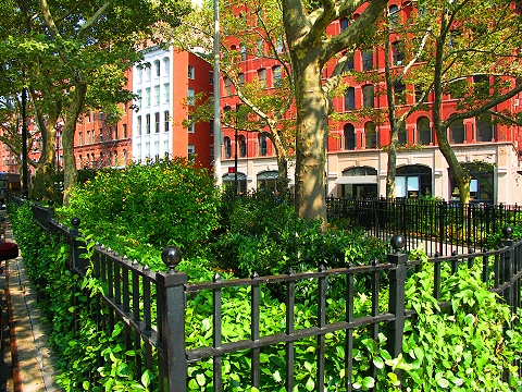 NY-Tribeca-Duane_Park-01.JPG