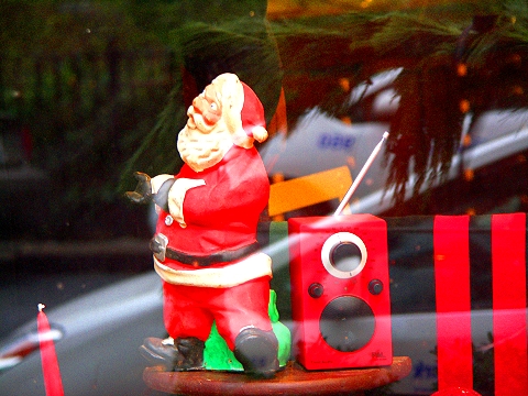 NY-Tribeca-Duane_Steet_Christmas_Windows-02.JPG