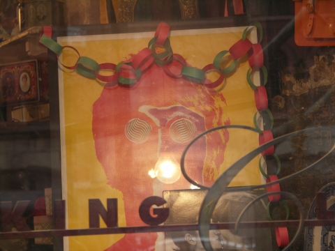 NY-Tribeca-Duane_Steet_Christmas_Windows-04.JPG