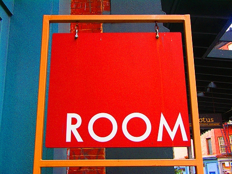 NY-Tribeca-Duane_Steet_Christmas_Windows-17-Room.JPG