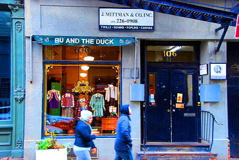 NY-Tribeca-Franklin_Street_Windows_Signs-16-Bu_and_the_Duck.JPG