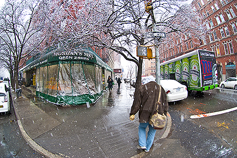 NY-Tribeca_in_the_snow-January_2010-09.jpg
