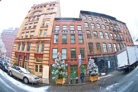 NY-Tribeca_in_the_snow-January_2010-12.jpg