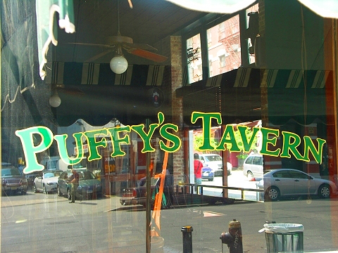 NY-Tribeca-Puffys_Tavern.JPG