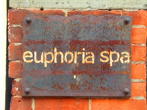 NY-Tribeca_Storefronts-28-Euphoria_Spa.JPG