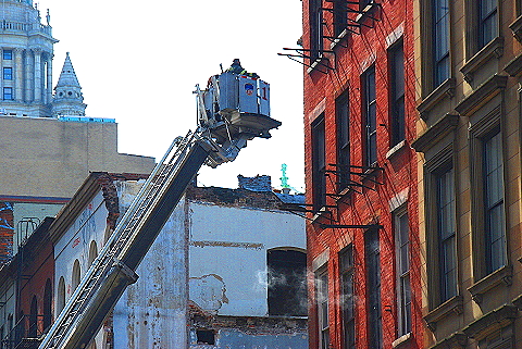 NY-Tribeca-Vacant Building_Collapses-71_Reade_St-April_30_2009- 03.JPG