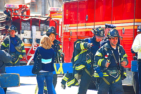 NY-Tribeca-Vacant Building_Collapses-71_Reade_St-April_30_2009- 09.JPG