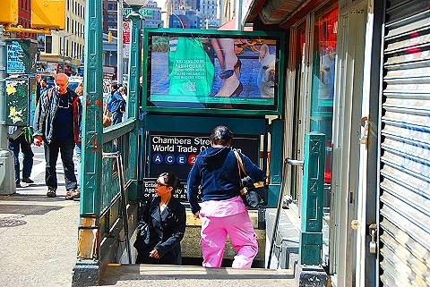 NY-Tribeca-Vacant Building_Collapses-71_Reade_St-April_30_2009- 14.JPG