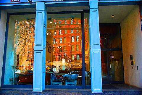 NY-Tribeca-Windows_on_Duane_St-01.JPG