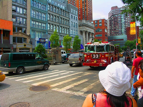 NY-Union_Square-FDNY_Hook_and_Ladder08.JPG