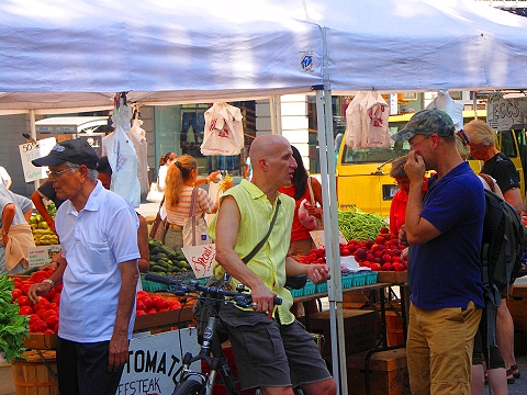 NY-Union_Square_Greenmarket-Farmers_Market-03.JPG