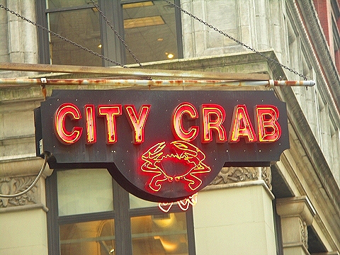 NY-Union_Square-Signs_and_Windows-05.JPG