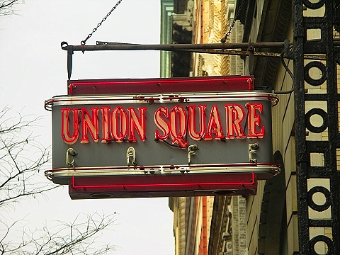 NY-Union_Square-Signs_and_Windows-15.JPG
