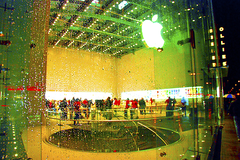NY-Upper_Westside-Apple_Store-Broadway_and_West_67th-05.jpg