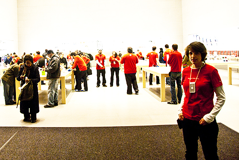 NY-Upper_Westside-Apple_Store-Broadway_and_West_67th-12.jpg