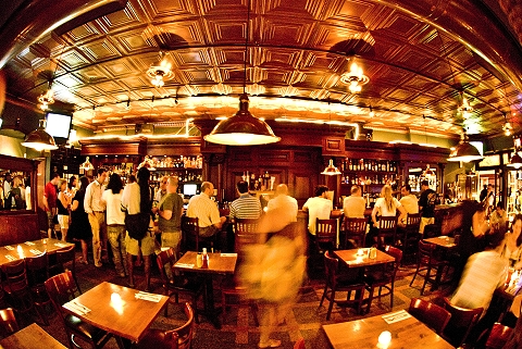 NY-Upper_Westside-Nightshots-09-Amsterdam_Ale_House.jpg