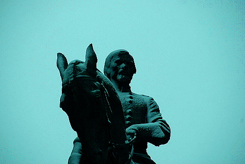 NY-Upper_Westside_Snow_Storm-16-Franz_Sigel_Statue.JPG