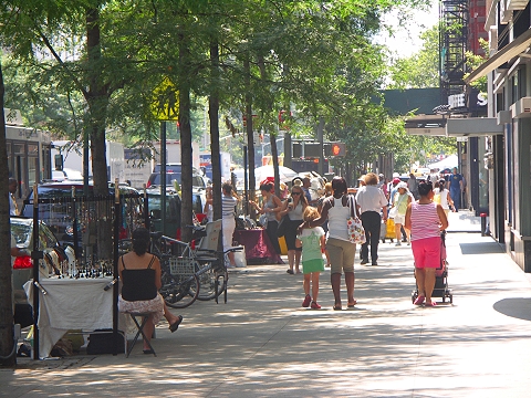 NY-Upper_westside_Street_Vendors-Columbus_Avenue-Broadway-04.JPG