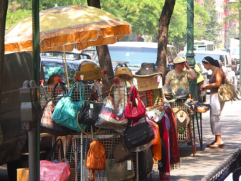 NY-Upper_westside_Street_Vendors-Columbus_Avenue-Broadway-05.JPG