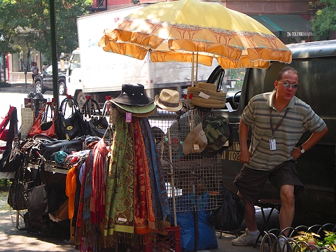 NY-Upper_westside_Street_Vendors-Columbus_Avenue-Broadway-07.JPG