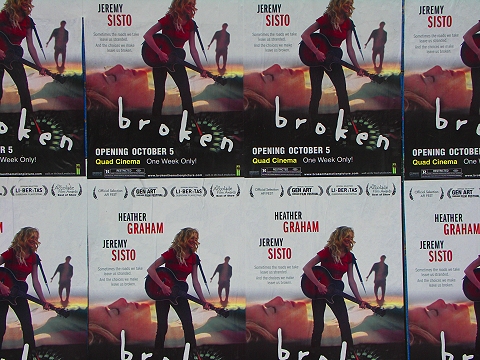 NY-W72nd_Street_Advertisements-14-Broken.JPG