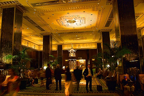 NY-Waldorf_Astoria- Lobby_and_Clock-5.JPG